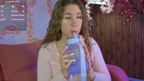 Snapshot of elsie_cutties chatting on 11.21.25 Elsie online show from 11.21.25