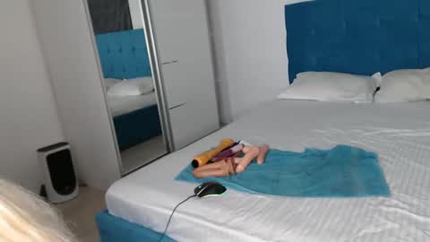 Snapshot of elssa_rush chatting on 03.07.25 elssa_rush online show from 03.07.25