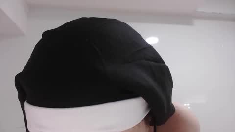 Elviracutie online show from 11.25.25