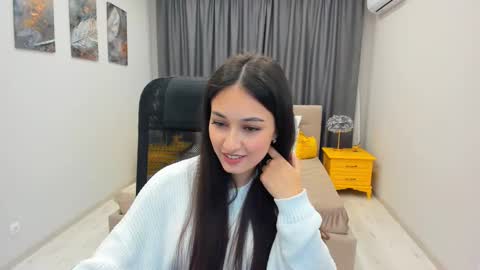 Elvira online show from 03.05.25