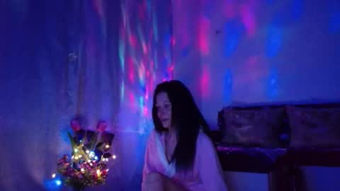 Elisa online show from 01.24.25