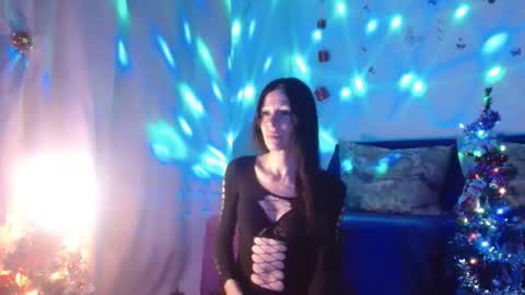 Elisa online show from 12.05.25