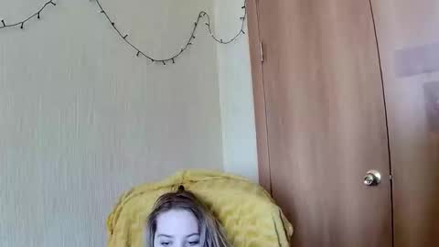 Snapshot of elza_com chatting on 03.09.26 Elza Kom online show from 03.09.26