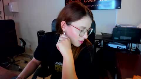 Snapshot of ema_04 chatting on 02.25.25 Estefany Martinez Acua INSTAGRAM ema 04oficial online show from 02.25.25