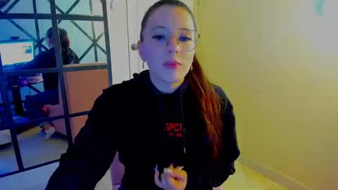 Snapshot of ema_04 chatting on 10.20.25 Estefany Martinez Acua INSTAGRAM ema 04oficial online show from 10.20.25