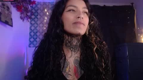 Snapshot of ema_ploxx chatting on 10.16.25 ema_ploxx online show from 10.16.25