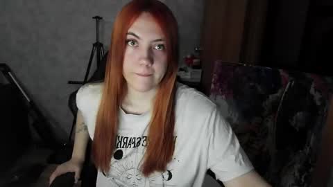 Snapshot of ember__fox chatting on 03.26.26 ember__fox online show from 03.26.26