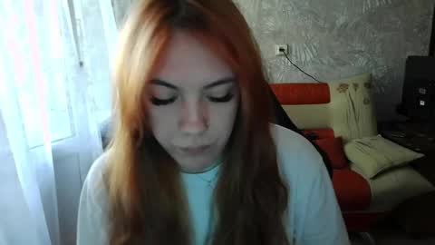 Snapshot of ember__fox chatting on 05.05.26 ember__fox online show from 05.05.26