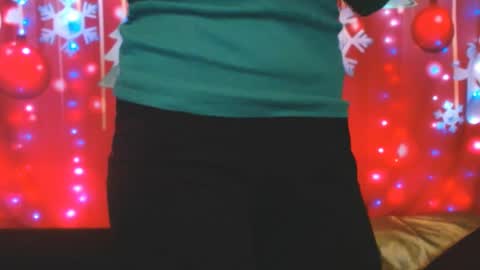 Snapshot of ember_starleena chatting on 12.11.24 Ember Starleena online show from 12.11.24