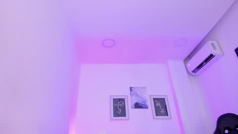 emelie_89 online show from 01.24.25