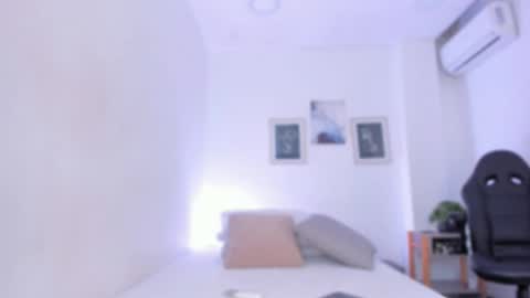 emelie_89 online show from 10.26.25