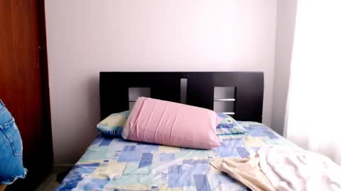 emely_sexx online show from 12.30.24