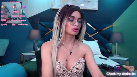 Danna online show from 03.10.25