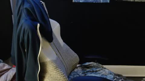 Snapshot of emeraldstrawberri chatting on 12.01.25 emeraldstrawberri online show from 12.01.25