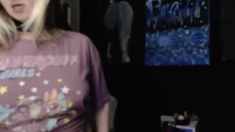 Snapshot of emeraldstrawberri chatting on 02.09.26 emeraldstrawberri online show from 02.09.26