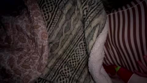 Snapshot of emersoncane chatting on 01.06.25 popalottapuss - puddin tits - daddy - buttercup - bonfire - Mrs. Fuck Yea - hibeams - honey buns - online show from 01.06.25