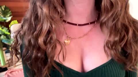 Snapshot of emersoncane chatting on 12.01.25 popalottapuss - puddin tits - daddy - buttercup - bonfire - Mrs. Fuck Yea - hibeams - honey buns - online show from 12.01.25