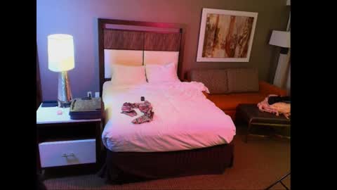 Snapshot of emerylune_xo chatting on 01.09.26 Emery Lune online show from 01.09.26