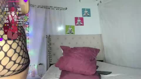 Snapshot of emi_henao chatting on 07.28.26 EMI online show from 07.28.26