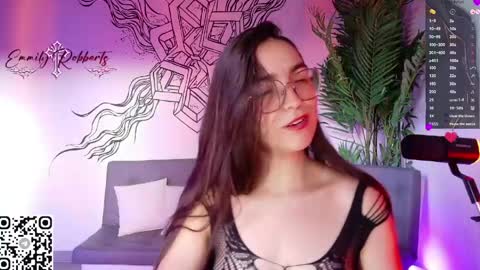 Emmily Roberts online show from 04.30.26