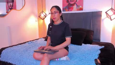 Emi online show from 03.05.26