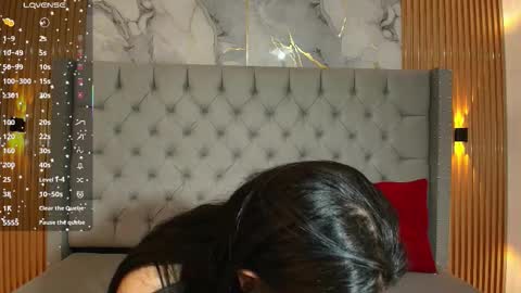 Snapshot of emiily_carter chatting on 11.03.25 Emiily Carter online show from 11.03.25