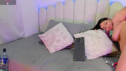 EmilyCooper online show from 03.08.26