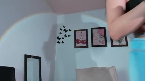 Snapshot of emiily_parkerr chatting on 07.06.26 Emily online show from 07.06.26