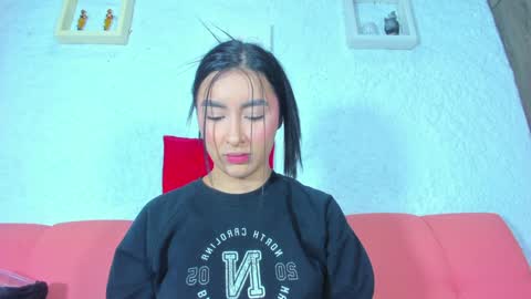 Emily online show from 12.11.24