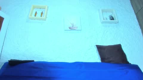 Emily online show from 03.04.25