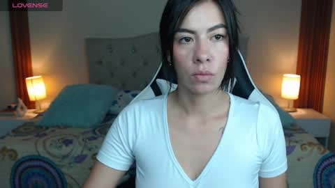 Snapshot of emiily_skinny chatting on 04.09.26 emiily_skinny online show from 04.09.26