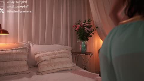 Emily Campbell online show from 10.31.25