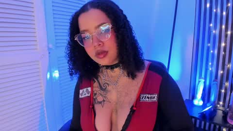   online show from 12.12.24