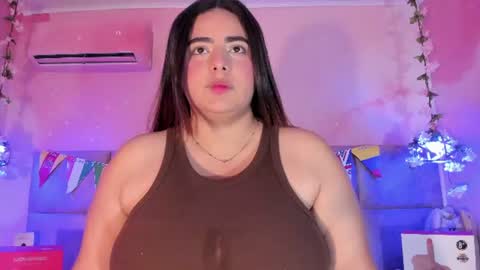 Snapshot of emiilygrace_ chatting on 07.17.26 Emiily Grace online show from 07.17.26