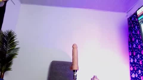 Emi Rose online show from 02.07.26