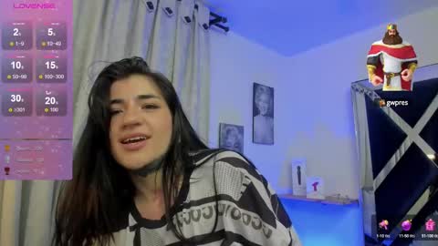 Snapshot of emilayton_ chatting on 12.09.24 emilayton_ online show from 12.09.24