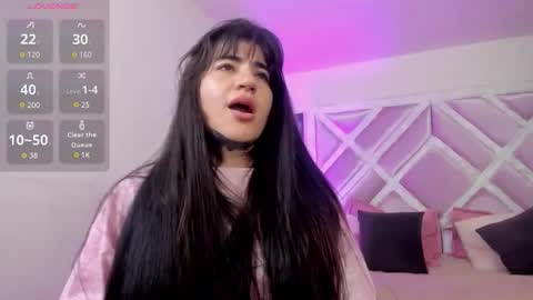 Snapshot of emilayton_ chatting on 10.23.25 emilayton_ online show from 10.23.25