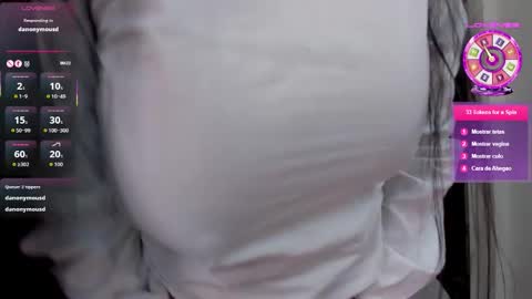 Snapshot of emilayton_ chatting on 02.12.26 emilayton_ online show from 02.12.26