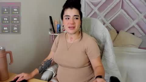 Snapshot of emilayton_ chatting on 03.07.26 emilayton_ online show from 03.07.26