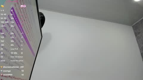 Emili Lenus online show from 01.25.25