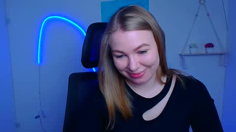 Emilia online show from 04.23.26