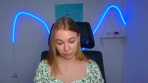 Emilia online show from 06.25.26