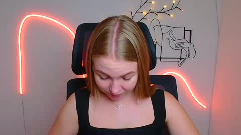 Emilia online show from 08.03.26