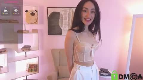 Snapshot of emilia_sanders chatting on 12.14.25 Tracy online show from 12.14.25