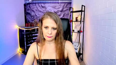 Emilia Bedy online show from 05.06.26
