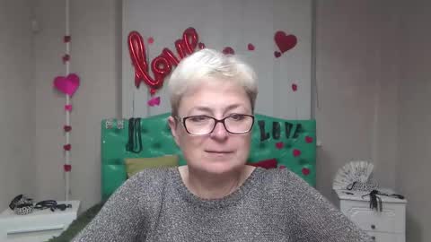 EmiliaGree online show from 10.08.25