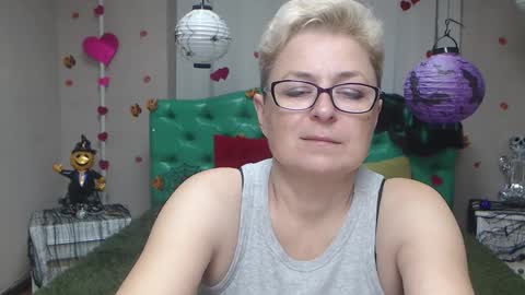 EmiliaGree online show from 11.11.25