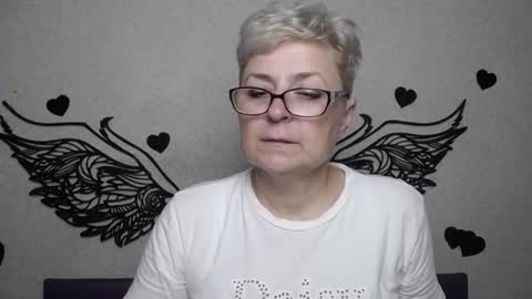 EmiliaGree online show from 11.17.25