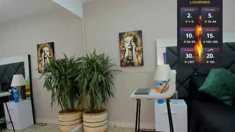 Snapshot of emilio_brandon chatting on 11.07.25 Emilio online show from 11.07.25