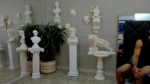 Snapshot of emilio_brandon chatting on 11.25.25 Emilio online show from 11.25.25